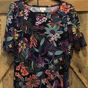 Lularoe Gigi top size large floral print